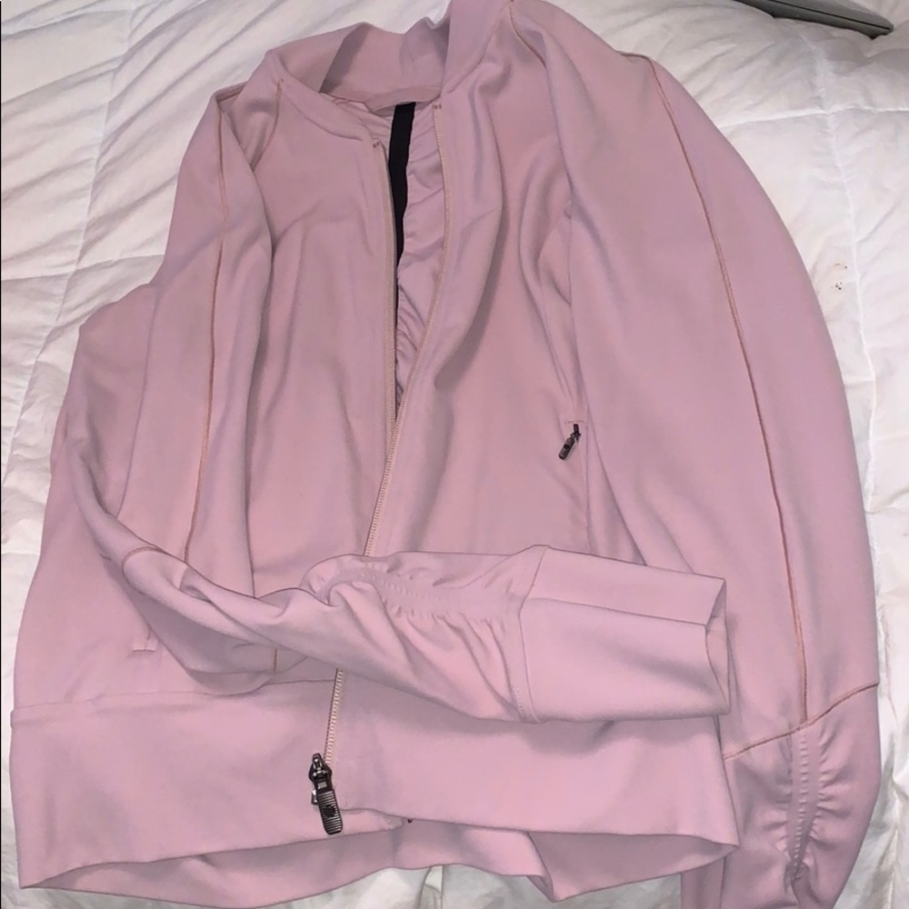 LULULEMON JACKET